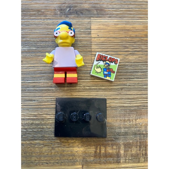Lego Simpsons Series 1 Minifigure Milhouse With Comic Retired - Picture 3 of 4